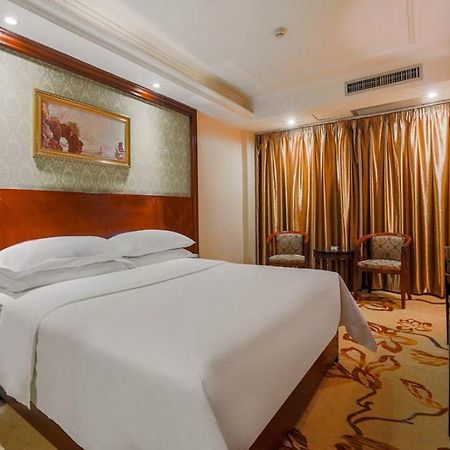 Vienna Hotel Guilin Railway Staion Exterior photo