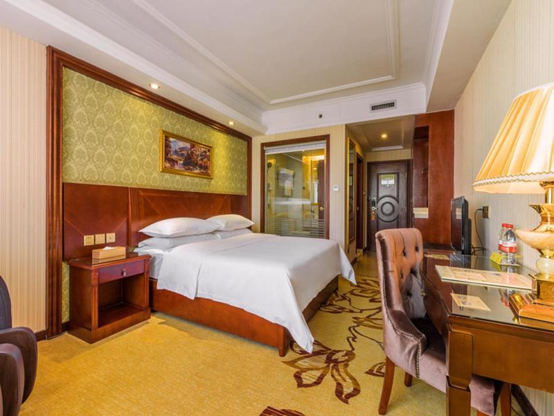 Vienna Hotel Guilin Railway Staion Exterior photo
