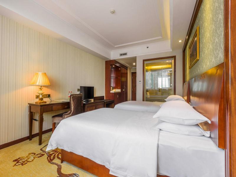 Vienna Hotel Guilin Railway Staion Exterior photo